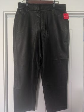 NWT SPANX Women's Slim Straight Pant Black XL Faux Leather Pockets Luxe Black